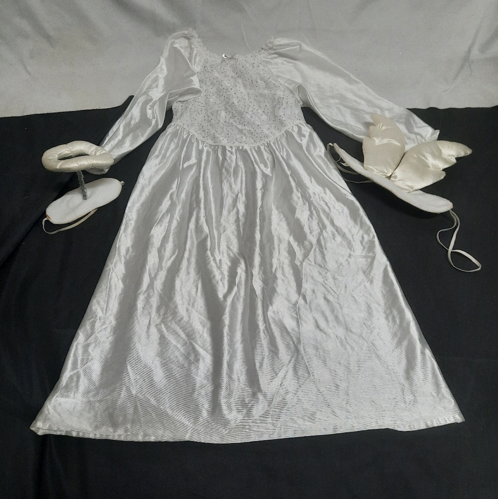 Candlesticks 3 piece Angel flowy dress, wings and halo Costume Size 6